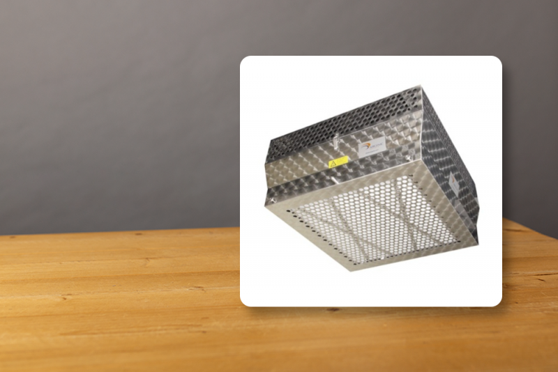 Vrijhangende ionisatie unit model 2500 met 10 buizen type F, ventilator en externe bediening
