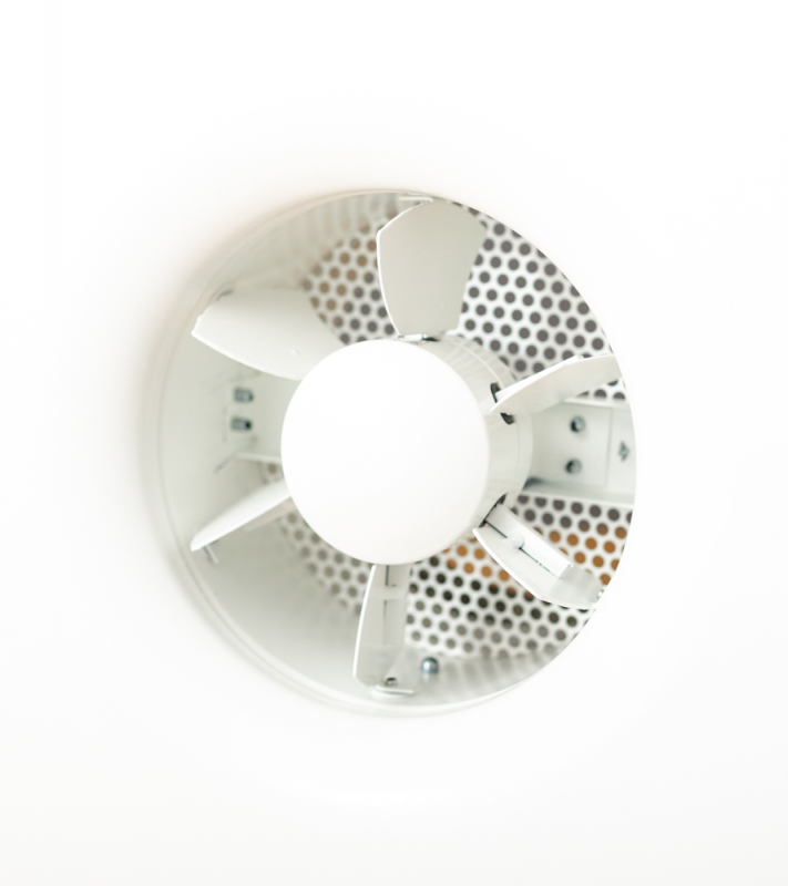 Instelbaar wervelrooster Ø 250mm voor systeemplafond met servomotor en ongeïsoleerde plenumbox Ø 250mm - Tot 90° instelbaar